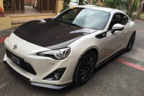 Selling Toyota 86 2013 Automatic Gasoline in Pasig