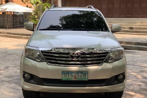 Sell Silver 2012 Toyota Fortuner at 35000 km in Manila