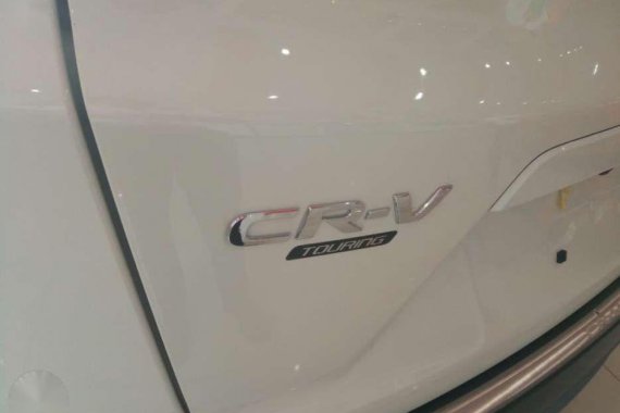 Selling Brand New Honda Cr-V 2018 in Pasig