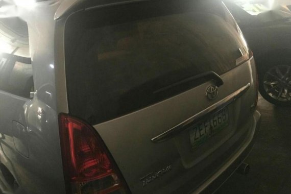 Selling Silver Toyota Innova 2006 in San Juan