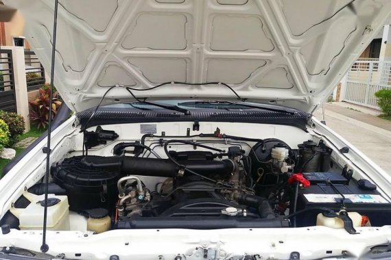 Toyota Hilux 2000 Manual Diesel for sale in San Fernando