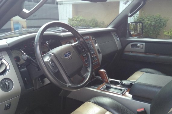 Black Ford Expedition 2010 for sale in Metro Manila 