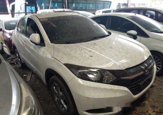 White Honda Hr-V 2015 Automatic Gasoline for sale in Makati