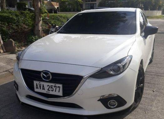 Selling Used Mazda 2 2015 in Muntinlupa