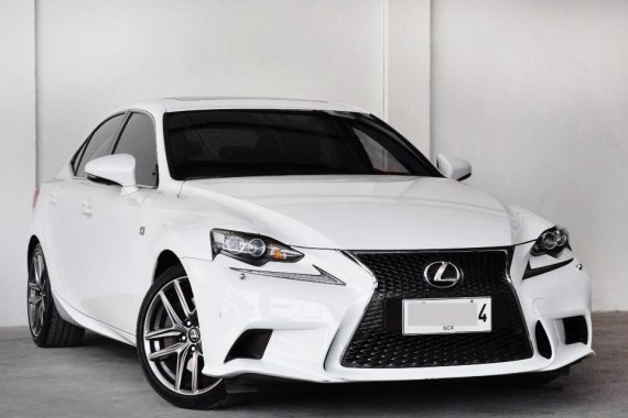 Lexus Is 2015 for sale in Quezon City