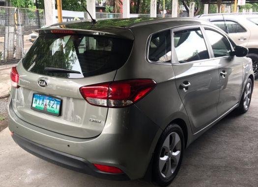 Selling Kia Carens 2013 Automatic Diesel in Pasig