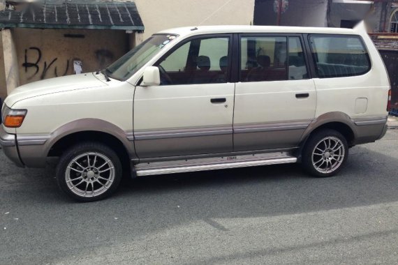 Toyota Revo 2000 for sale in Parañaque