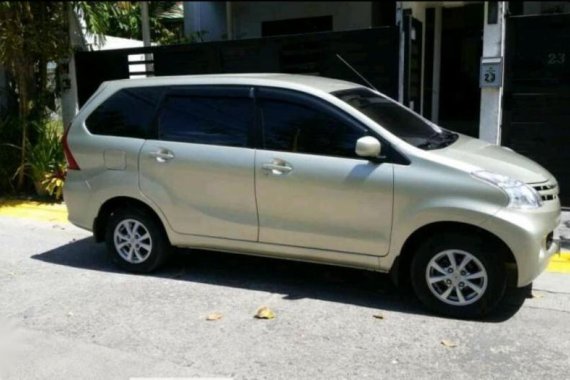 Selling Toyota Avanza 2015 at 40000 km in Quezon City