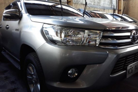 Selling Toyota Hilux 2017 Manual Diesel in Quezon City