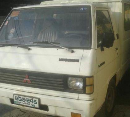 Selling Mitsubishi L300 1996 Manual Diesel in Calumpit