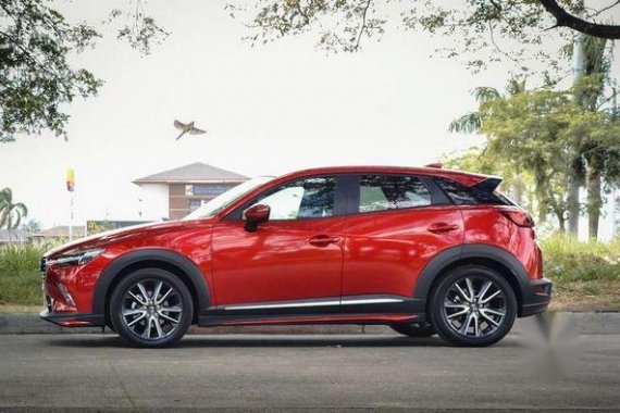 Maroon Mazda Cx-3 2018 at 20000 km for sale