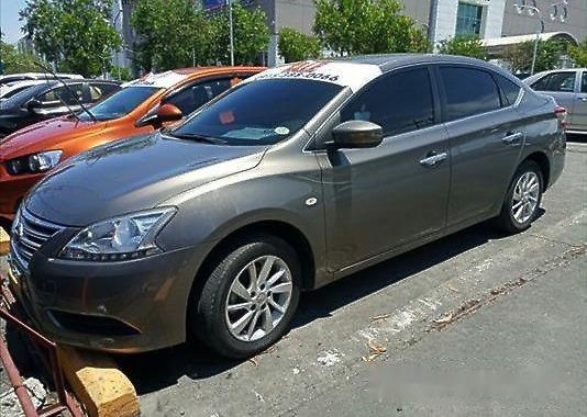 Selling Grey Nissan Sylphy 2017 at 8648 km