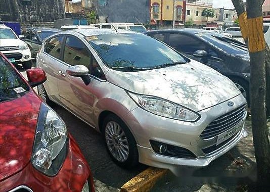 Silver Ford Fiesta 2017 Automatic Gasoline for sale 