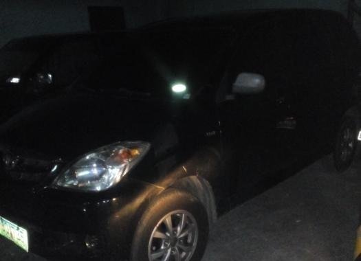 Selling 2nd Hand Toyota Avanza Manual Gasoline in Mandaluyong