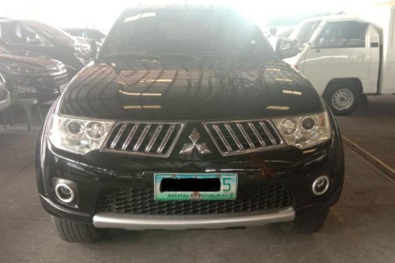 Selling Mitsubishi Montero 2010 Automatic Diesel in Meycauayan