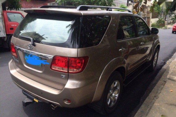 Selling Toyota Fortuner 2006 Automatic Gasoline in Quezon City