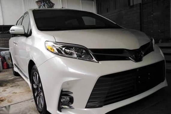 Toyota Sienna 2019 Automatic Gasoline for sale in Manila