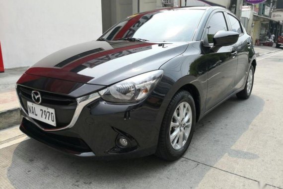 Sell 2nd Hand 2017 Mazda 2 Hatchback in Quezon City