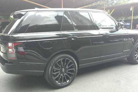 Selling Black Land Rover Range Rover 2018 Automatic Diesel at 82000 km