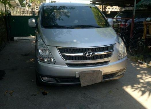 Hyundai Grand Starex 2009 at 100000 km for sale in San Fernando