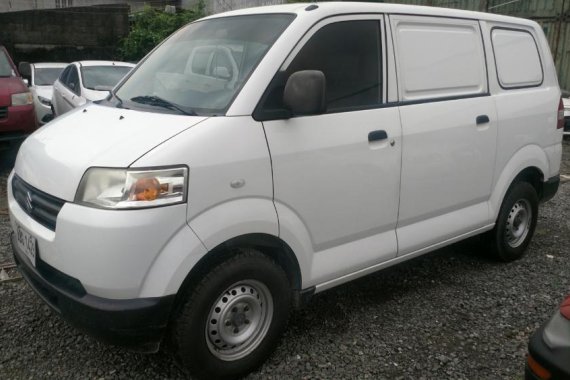 Selling 2nd Hand Suzuki Apv 2014 Van in Cainta