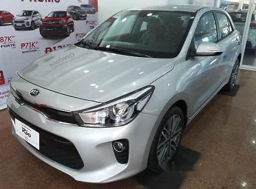 Selling Silver Kia Rio 2019 Manual Gasoline 