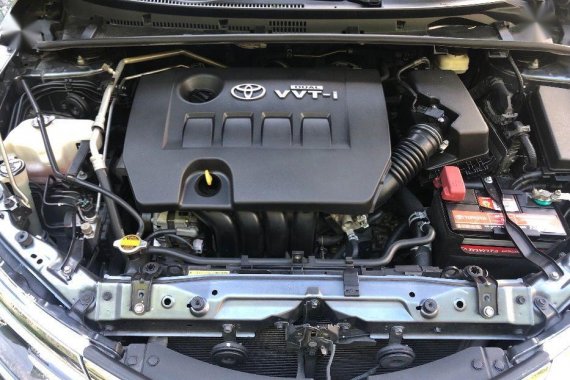 Selling Toyota Corolla Altis 2014 Manual Gasoline in Dagupan
