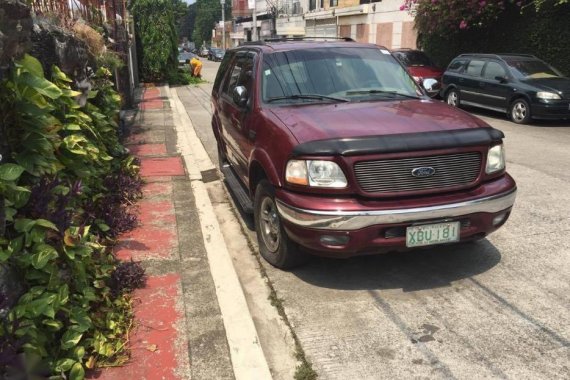 Selling 2nd Hand Ford Expedition 2001 at 100000 km in Quezon City