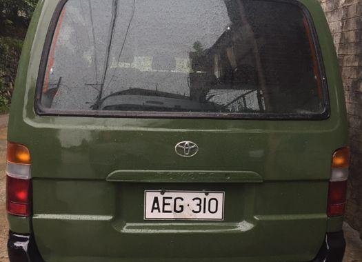 Selling Toyota Hiace Manual Diesel in Baguio
