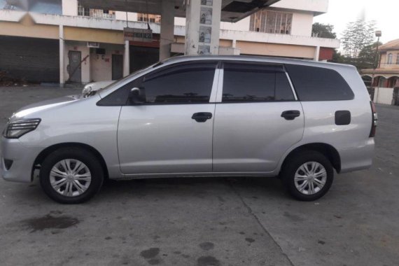 Selling Toyota Innova 2014 Manual Diesel in Balaoan