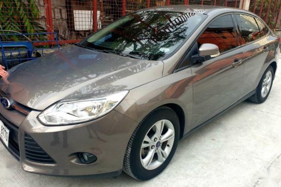 2nd Hand Ford Focus 2014 for sale in Makati 