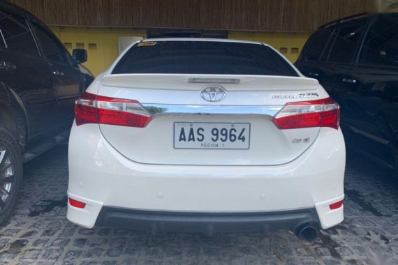 Selling Used Toyota Altis 2014 in Dagupan