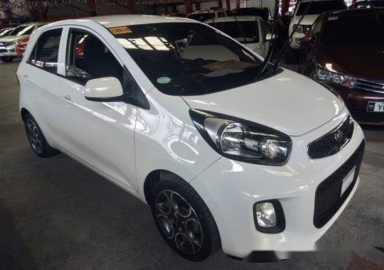 White Kia Picanto 2017 Manual Gasoline for sale 