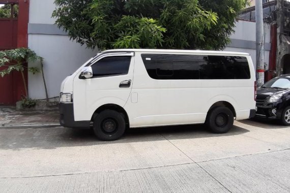 Selling Toyota Hiace 2017 at 20000 km in Quezon City