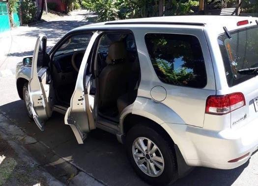 Used Ford Escape 2011 for sale in Taytay