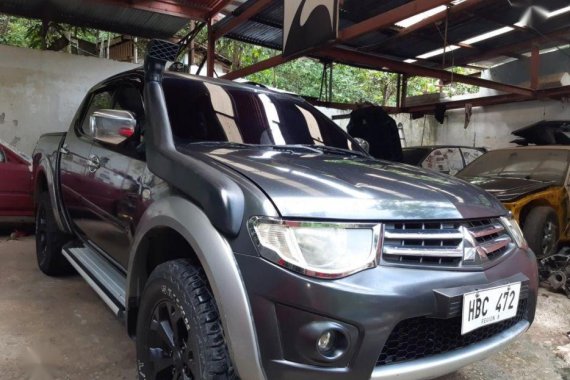 Used Mitsubishi Strada 2012 for sale in Talisay