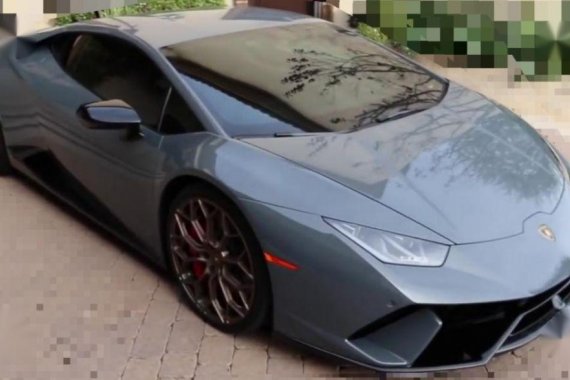 2nd Hand Lamborghini Huracan 2017 for sale in Quezon City