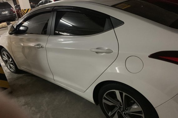 White 2015 Hyundai Elantra for sale in Metro Manila 
