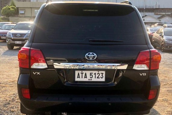 Sell Used 2015 Toyota Land Cruiser Automatic Diesel in Pasig