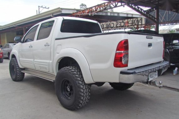 Used Toyota Hilux 2015 for sale in Mandaue 