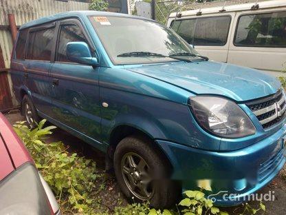 Blue Mitsubishi Adventure 2017 at 57000 km for sale