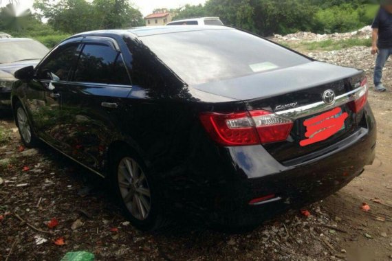 Selling 2nd Hand Toyota Camry 2013 in Biñan