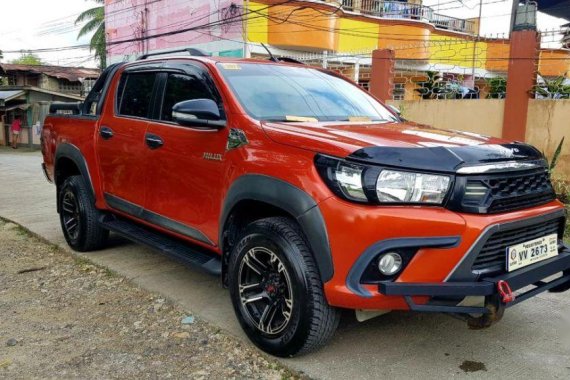 Selling 2nd Hand Toyota Hilux 2017 in Davao City