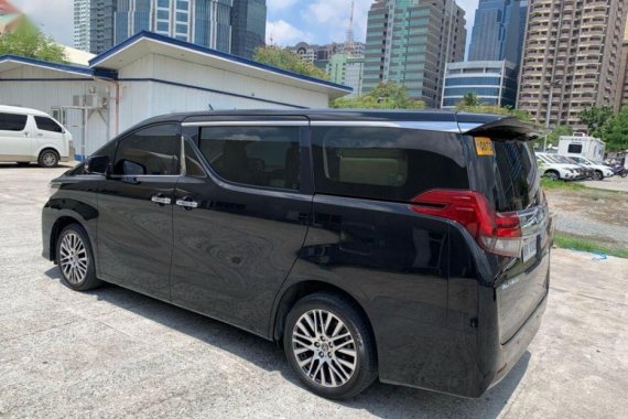 Sell Used 2018 Toyota Alphard Automatic Gasoline at 10000 km in Pasig