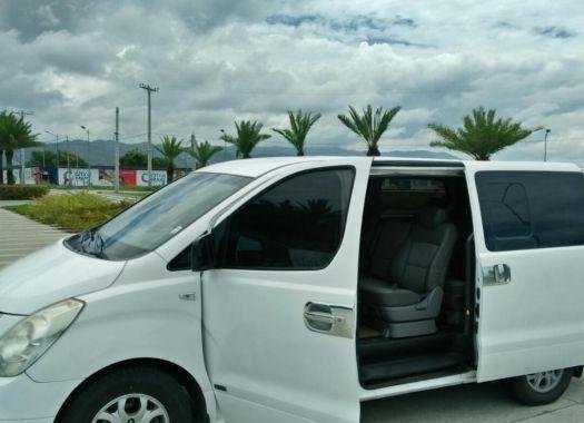 Selling Hyundai Grand starex 2006 Automatic Diesel in Talisay