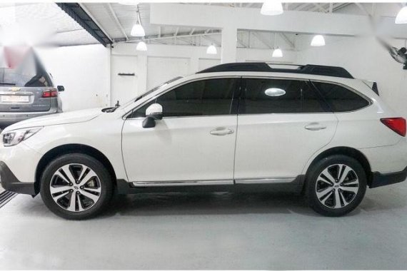 Selling 2nd Hand Subaru Outback 2019 Automatic Gasoline at 3000 km in Quezon City