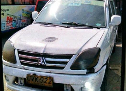 Selling 2nd Hand Mitsubishi Adventure 2014 in Makati