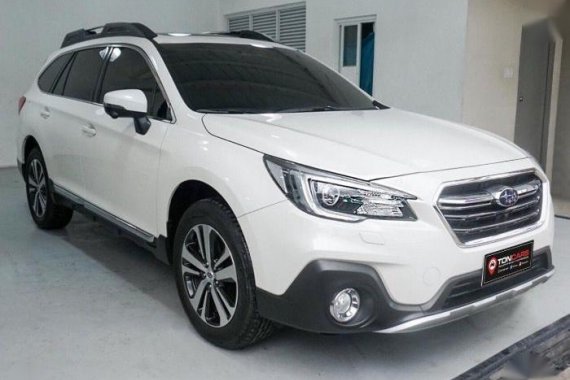 Selling 2nd Hand Subaru Outback 2019 Automatic Gasoline at 3000 km in Quezon City