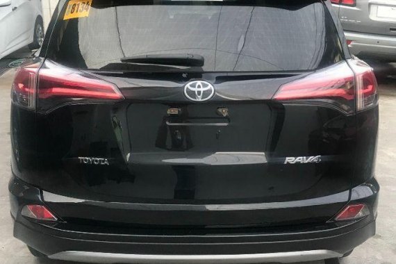 2nd Hand Toyota Rav4 2017 Automatic Gasoline for sale in Quezon City