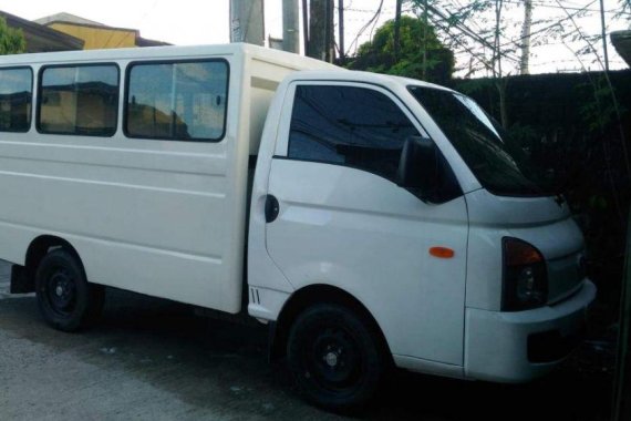 Selling Hyundai H-100 2017 Manual Diesel in Quezon City